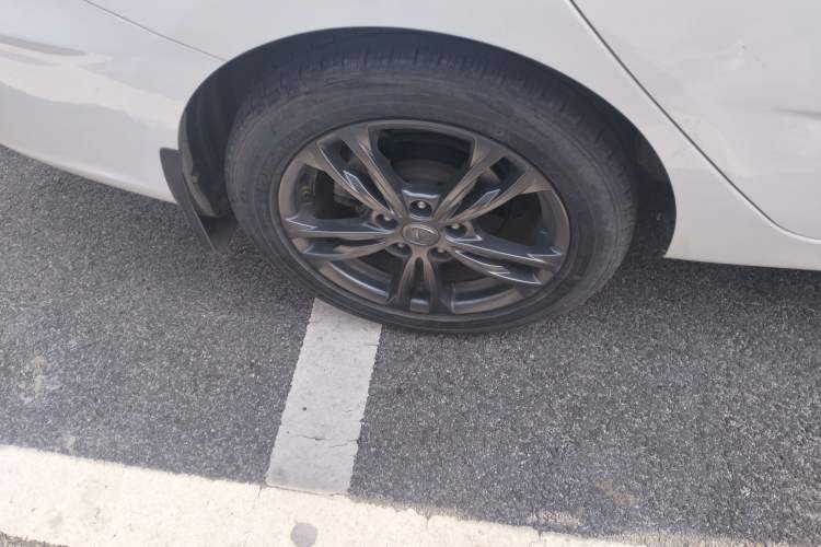 Used CHANGAN Eado DT 2019 1.6L Manual Comfort Model China VI Standard
