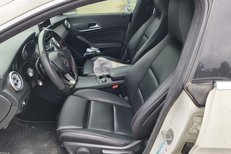 Used Mercedes-Benz CLA 2016 Refreshed CLA 200 Sport Edition Left Front Seat