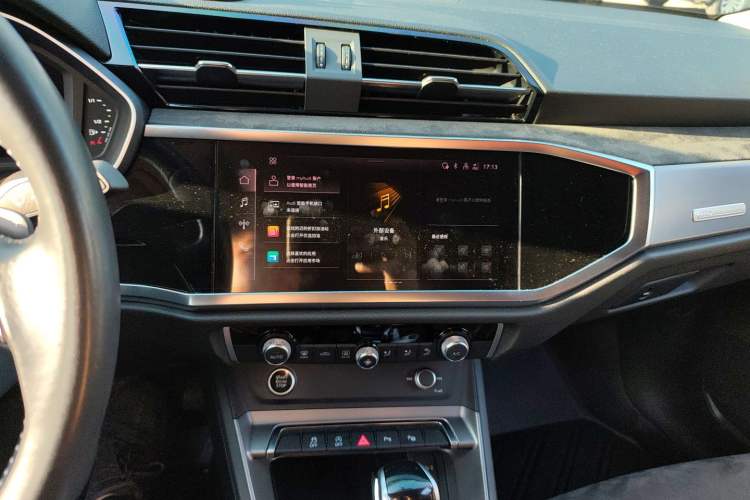 Used Audi Q3 2022 35 TFSI Fashion Dynamic Model
