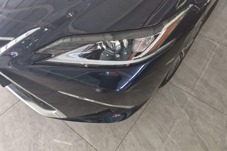 Used Lexus ES 2022 200 Excellence Edition
