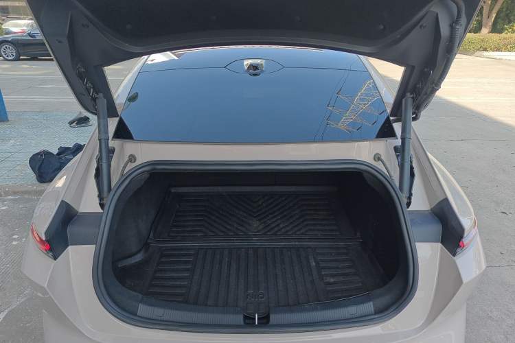 Used Nio ET5 2022 75 kWh
