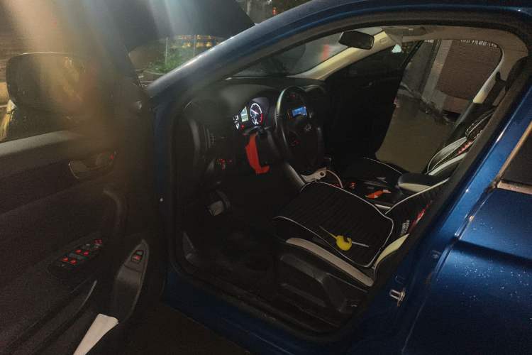 Used Qoros 5 2017 1.6T Automatic Prestige Model Driver Seat