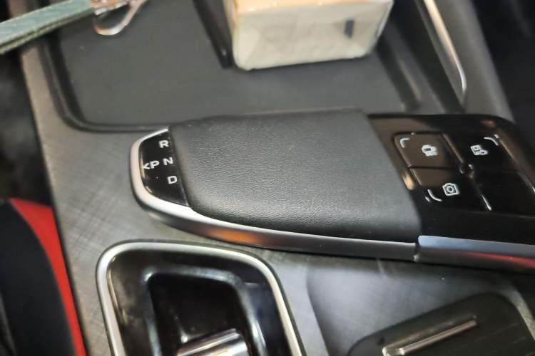 Used CHANGAN UNI-T 2022 2.0T Prestige Version Gear Lever