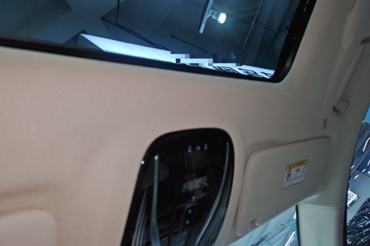 Used VOYAH Dream 2022 0-Emission Edition Dream+ Smart Range Package – 605 km