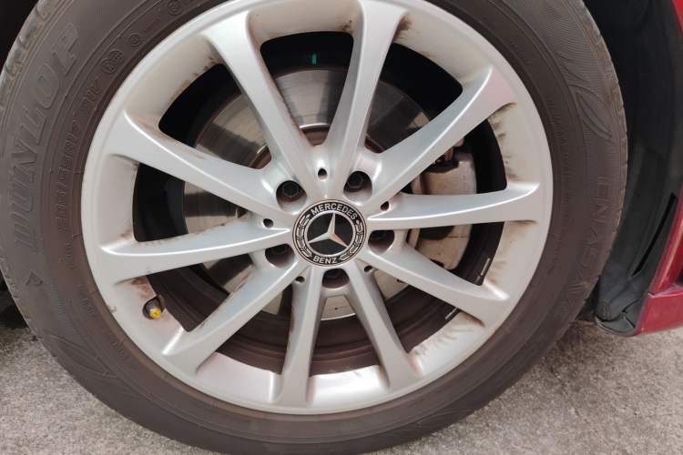 Used Mercedes-Benz A-Class 2020 Restyled A 200 L Sport Sedan Fashion Version Right Front Wheel Hub