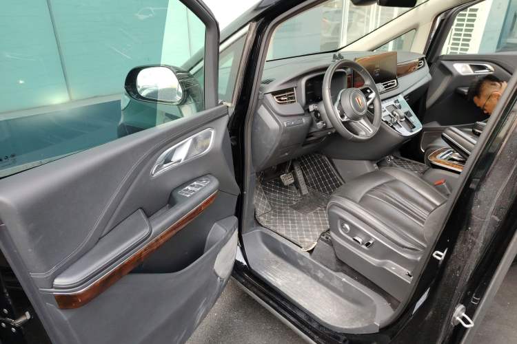 Used Hongqi HQ9 2023 2.0T Smart Connect Flagship Edition Driver Seat