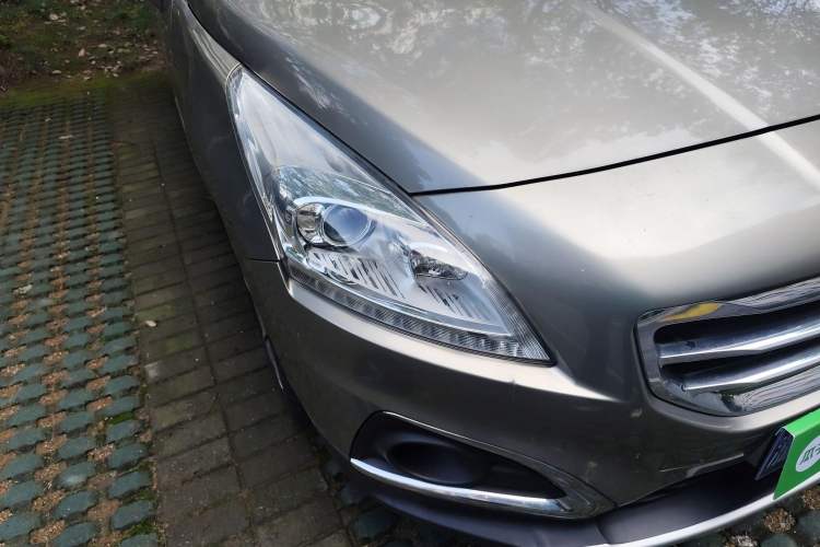 Used Peugeot 3008 2015 2.0L Automatic Classic Edition