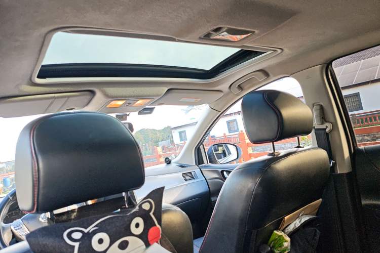 Used Nissan Tiida 2011 1.6T M-CVT Cool Edition
