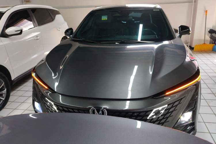 Used CHANGAN UNI-T 2022 1.5T Flagship Edition Front