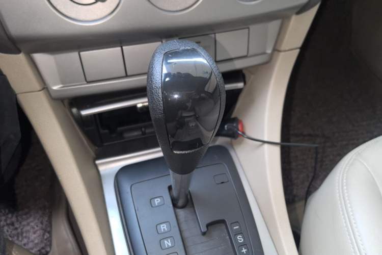 Used Ford Focus 2011 Sedan 1.8L Automatic Fashion Edition
