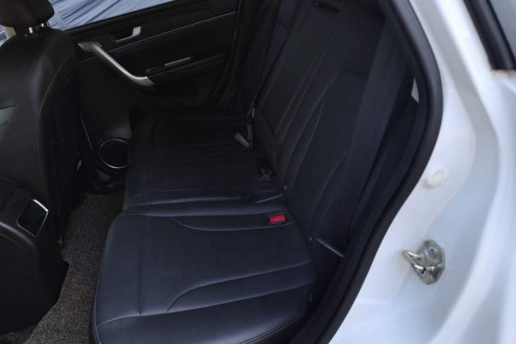 Used Haval H6 2017 Blue Label Sport Edition 1.5T Automatic Two-Wheel Drive Luxury Model Left Rear Seat