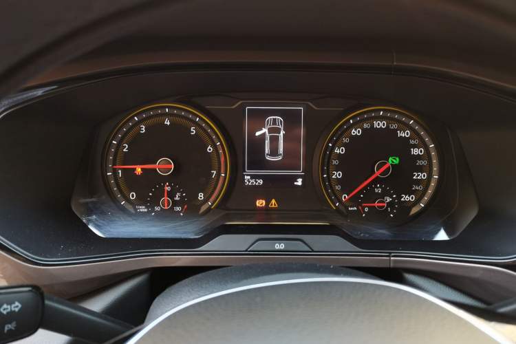 Used Volkswagen Tharu 2021 280TSI Two-Wheel-Drive Luxury Plus Edition