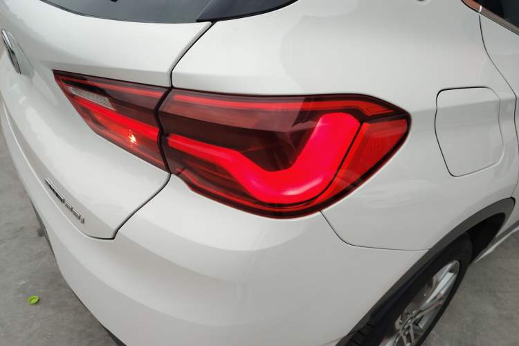 Used BMW X2 2019 sDrive25i Leading Edition M Sport Package China VI Right Rear Taillight