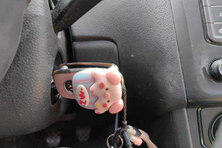 Used Volkswagen Polo 2014 1.4L Manual Fashion Edition
