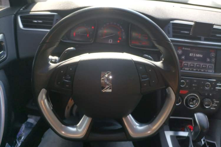 Used DS 4S 2016 1.6T Automatic Smart Enjoyment Tech Edition THP160
