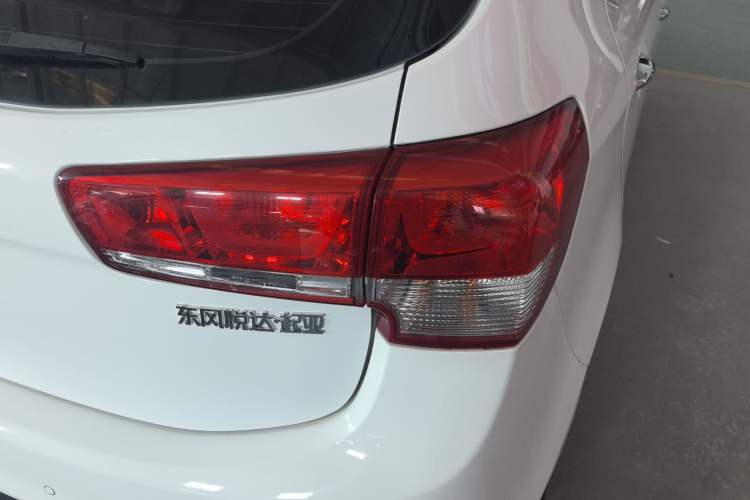 Used Kia K2 2015 Hatchback 1.4L MT GLS Cool Edition
