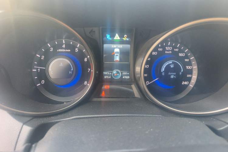 Used CHANGAN CS75 2016 2.0L Manual Luxury Version China IV Standard
