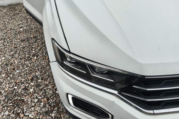 Used Volkswagen T-ROC 2022 280TSI DSG Two-Wheel Drive Elite PLUS Right Front Headlight