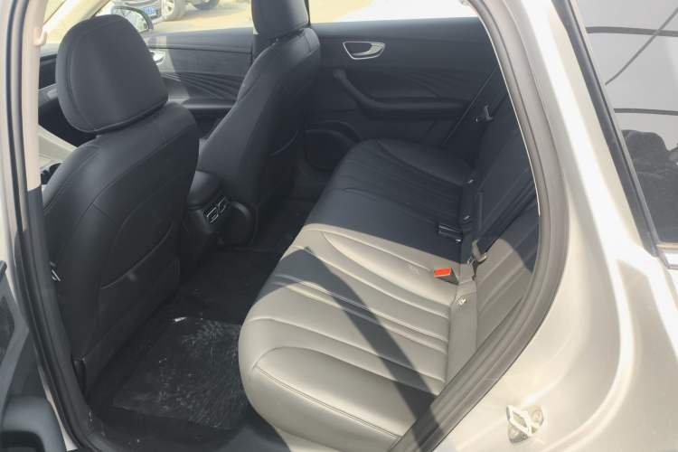 Used Roewe D7 2025 DMH 125km World Champion Excellence Edition Left Rear Seat