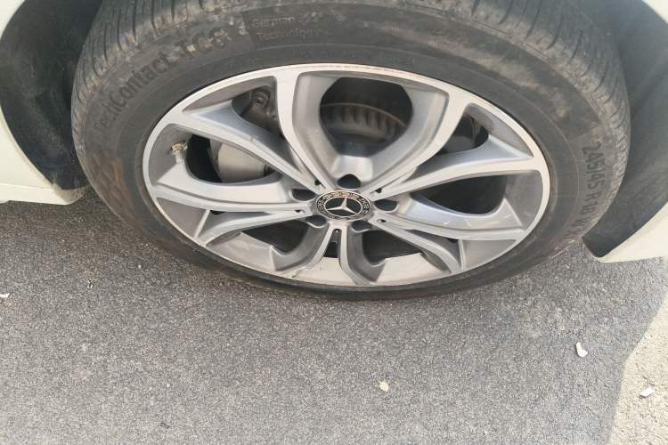 Used Mercedes-Benz E-Class 2020 E 300 L Sporty and Stylish Model