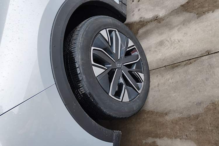 Used JETOUR Shanhai L7 2024 1.5T 120km ULTRA 7-Seater Exterior 4