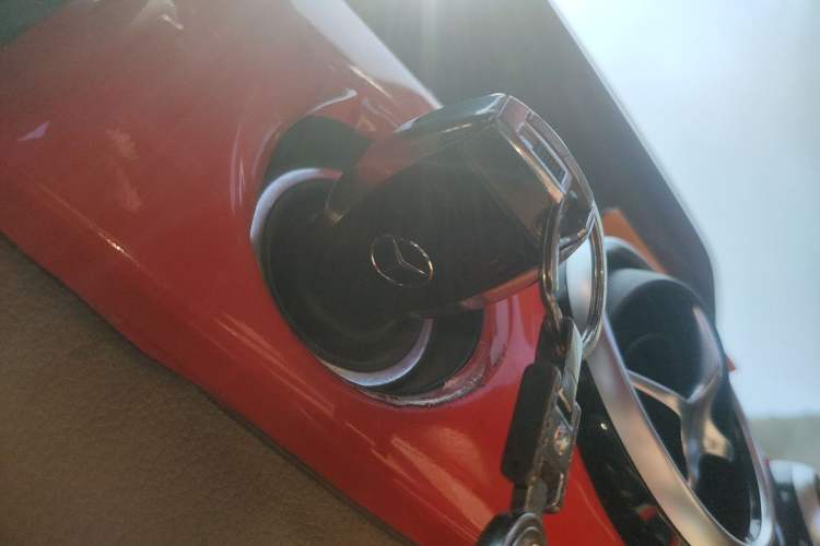 Used Mercedes-Benz GLK-Class 2013 GLK 300 4MATIC Dynamic Sunroof Model Vehicle Key