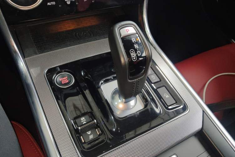 Used Jaguar XEL 2022 2.0T 250 PS R-DYNAMIC S Advanced Sport Edition
