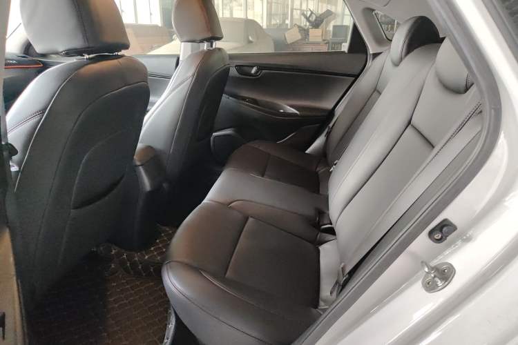 Used Hyundai Celesta 2018 1.6L Automatic GL Enjoyment Edition China VI compliant
