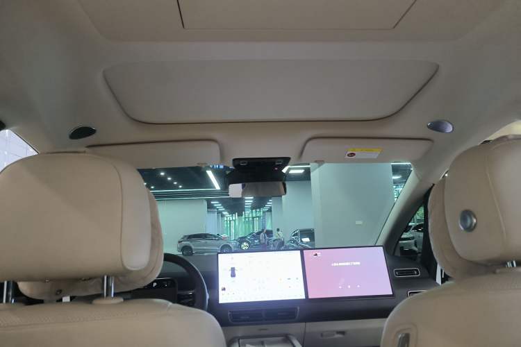 Used Li Auto MEGA 2024 Ultra Model