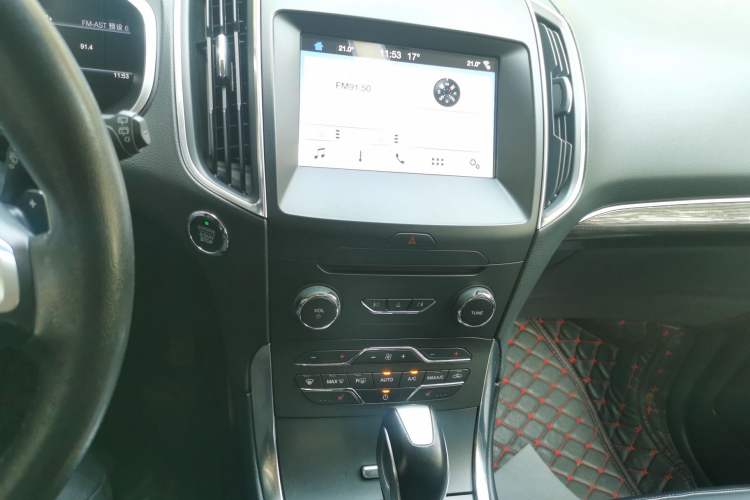 Used Ford Edge 2016 EcoBoost 245 Two-Wheel-Drive Titanium 7-Seater
