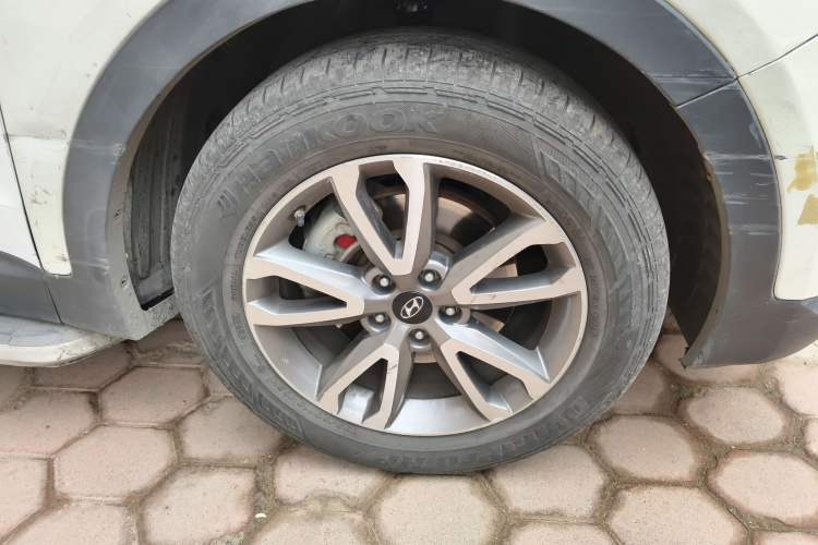 Used Hyundai Santa Fe 2013 2.4L Automatic 4x4 Prestige Edition