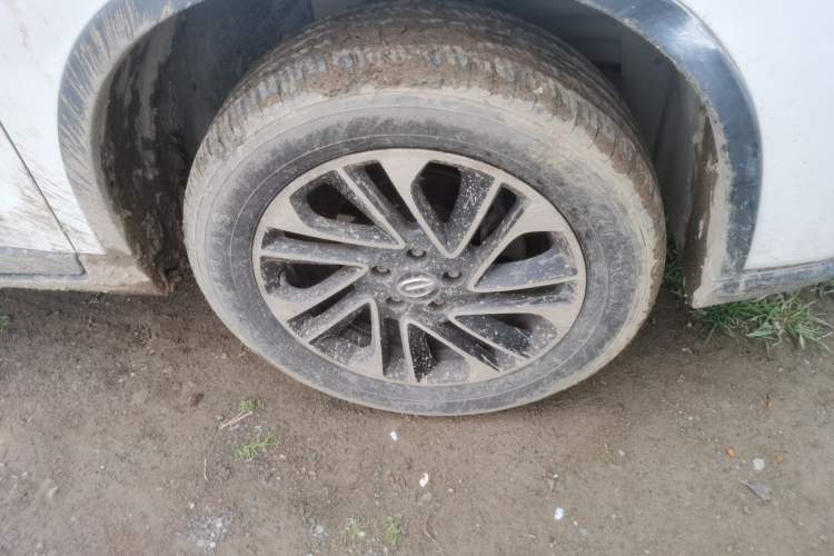 Used GAC Trumpchi GS4 2015 200T G-DCT Elite Edition Right Front Wheel Hub