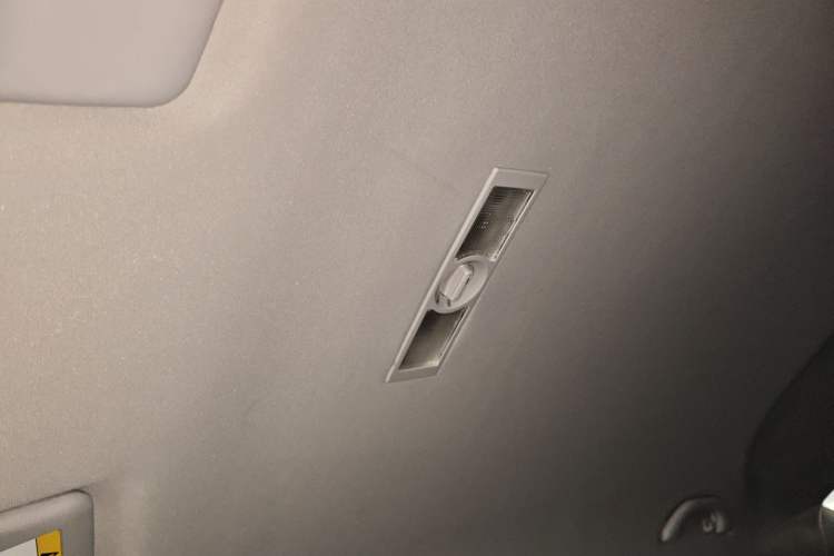 Used Volkswagen Lavida 2015 1.6L Automatic Fashion Edition
