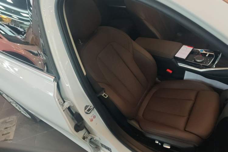 Used BMW i3 2022 eDrive 35 L