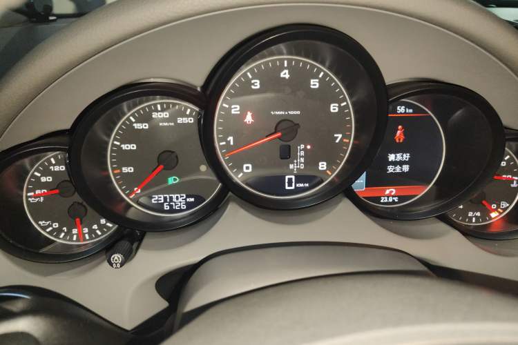 Used Porsche Cayenne 2011 Cayenne 3.0T Instrument Cluster