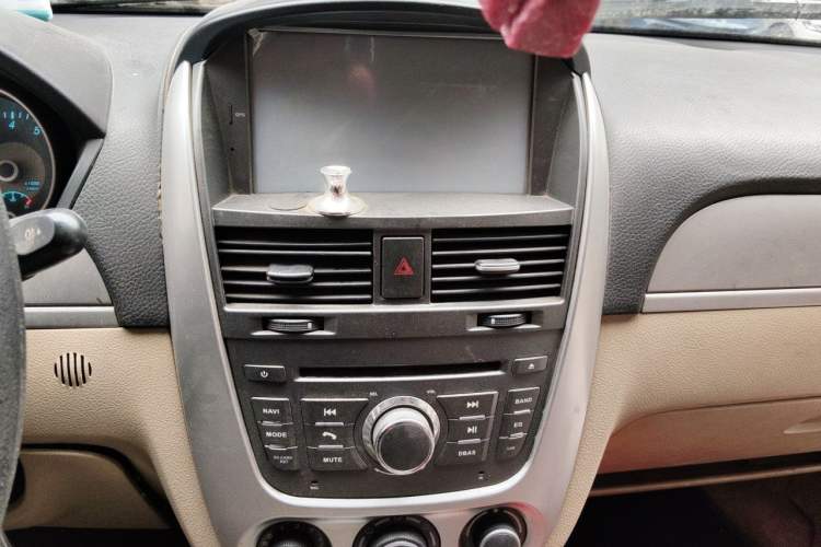 Used Buick Excelle 2013 1.5L Automatic Classic Model
