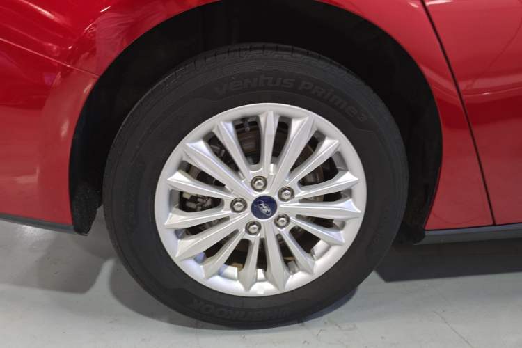 Used Ford Focus 2019 Sedan EcoBoost 180 Automatic Trend Edition
