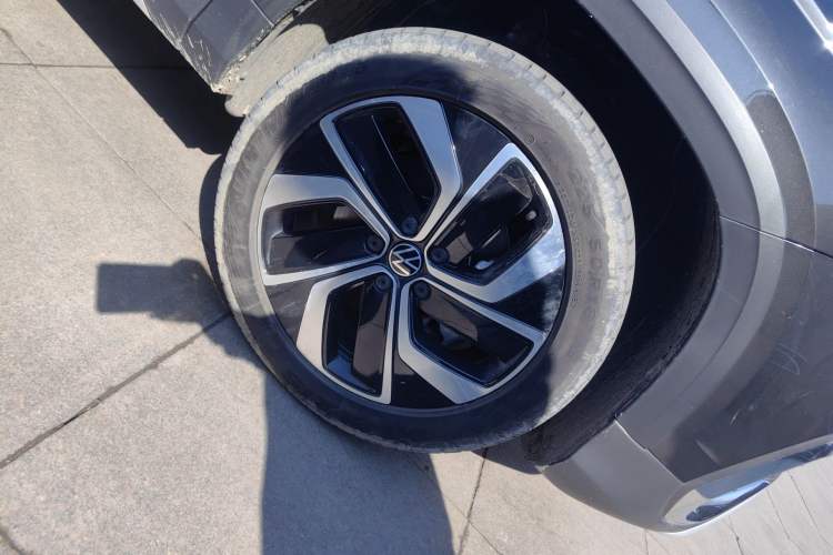 Used Volkswagen Tharu 2023 300TSI Two-Wheel-Drive Full Moon Edition Right Front Wheel Hub