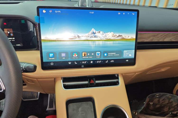 Used Hima AITO M5 2022 Range-Extended Rear-Drive Standard Version Audio And AC Panel