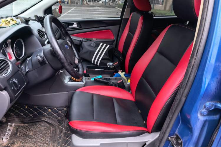 Used Ford Focus 2012 Hatchback Classic 1.8L Manual Base Model