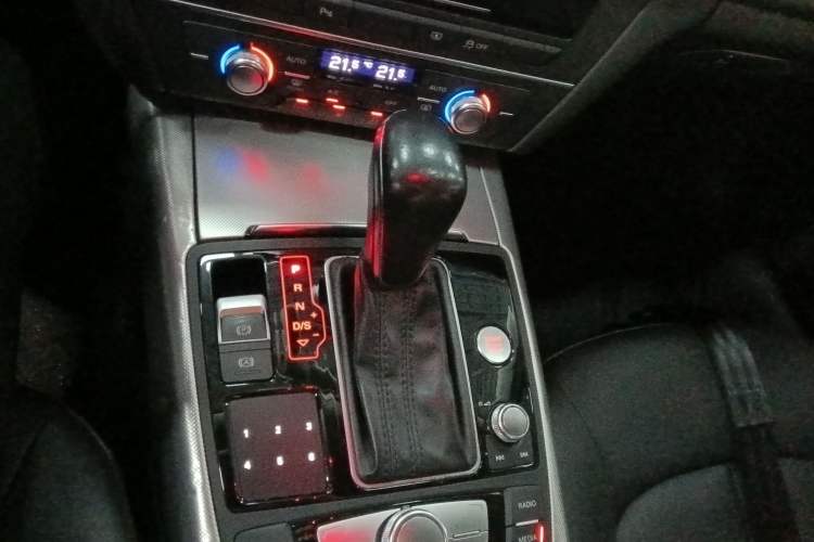 Used Audi A6L 2016 45 TFSI quattro Sport Edition Gear Lever