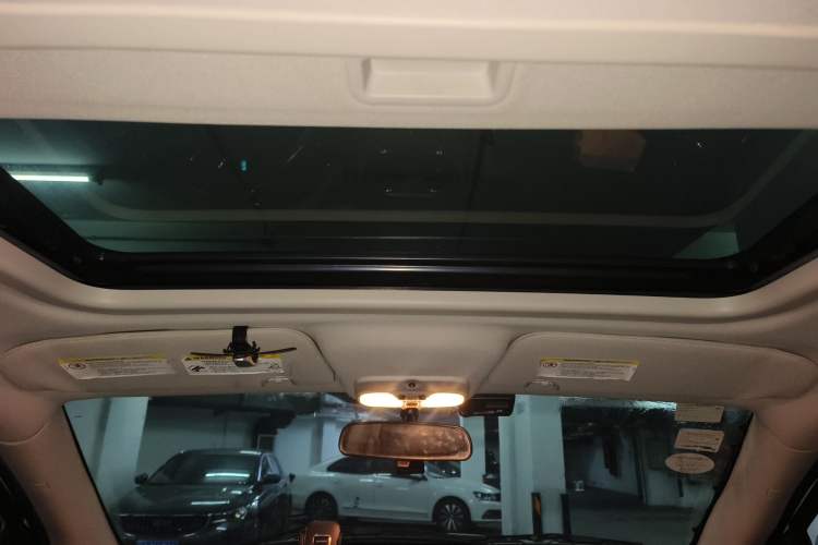 Used Jeep Compass 2012 2.4L four-wheel drive luxury version