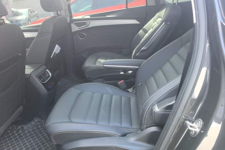 Used Volkswagen Talagon 2024 380TSI All-Wheel Drive Luxury Prestige Pro 6-Seater Left Rear Seat