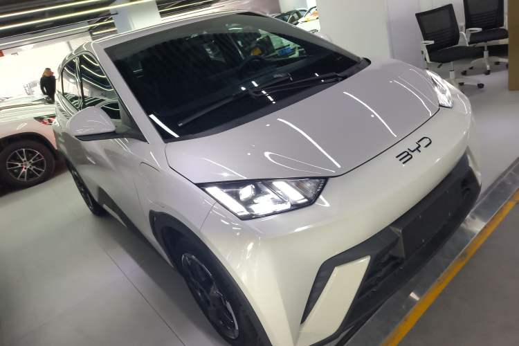 Used BYD Seagull 2024 Honor Edition 405km Flying Version
