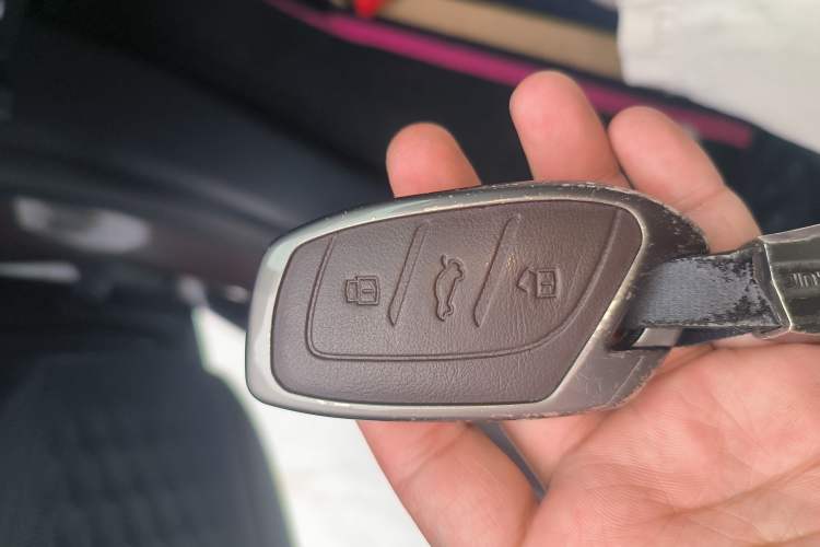 Used MG 5 2022 180 DVVT CVT Youth Luxury Edition
