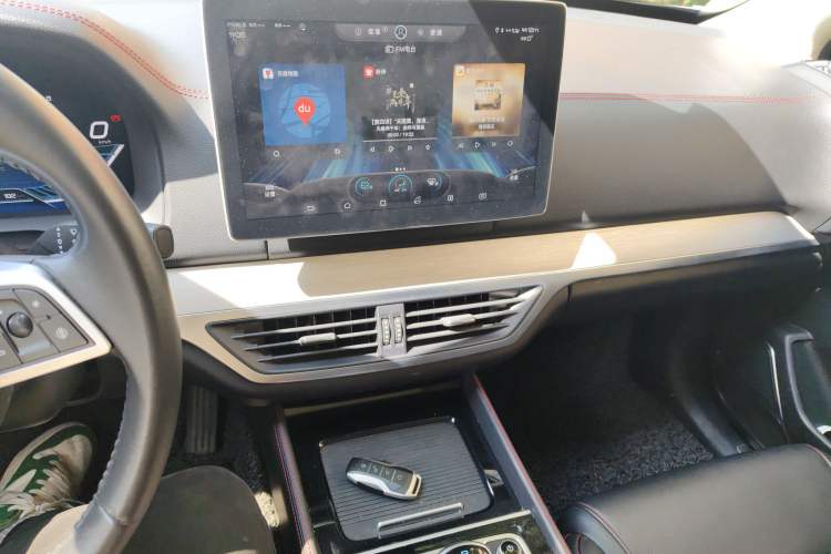 Used BYD Tang New Energy 2018 DM 2.0T All-Wheel Drive Smart Connectivity Luxury Model 7 Seats China V Emission Standard