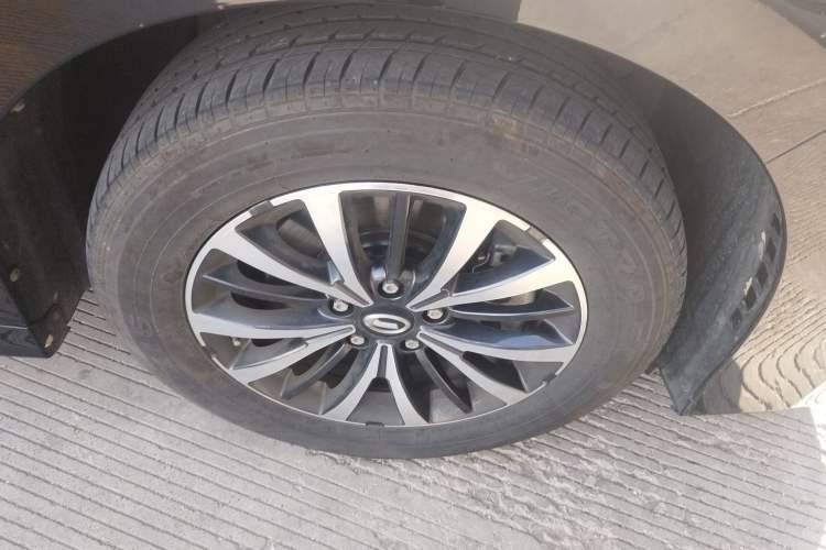 Used GAC Trumpchi M8 2024 Lingxiu Series 390T Deluxe Edition Right Front Wheel Hub