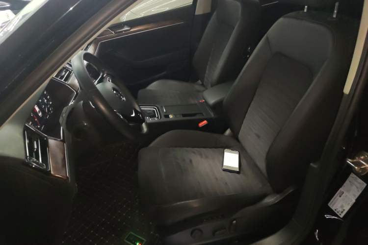 Used Volkswagen Magotan 2018 330TSI DSG Luxury Model Left Front Seat