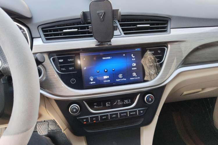 Used Geely Auto Emgrand 2017 Sedan Million Edition 1.5L Manual Luxury Model