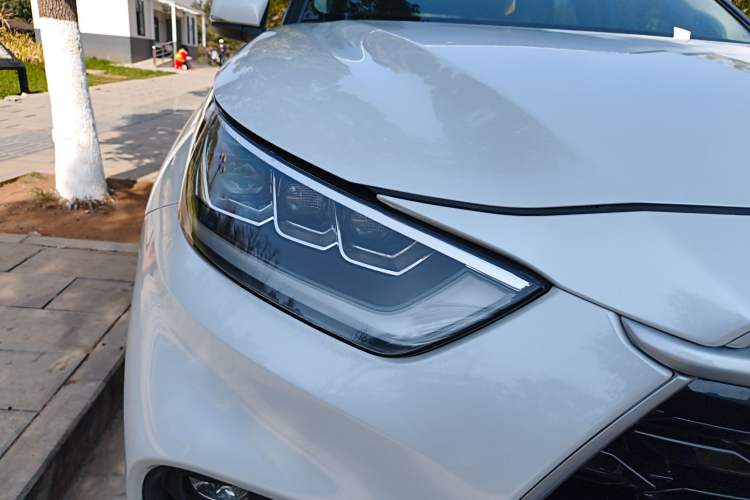 Used Toyota Highlander 2024 2.5L Smart Electric Hybrid Dual-Motor All-Wheel-Drive Luxury 7-Seater